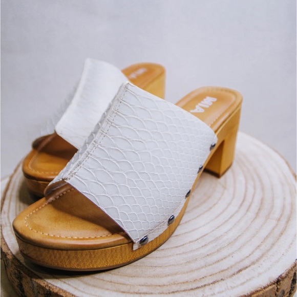 MIA faux snakeskin cream clunky heel - Picture 3 of 9